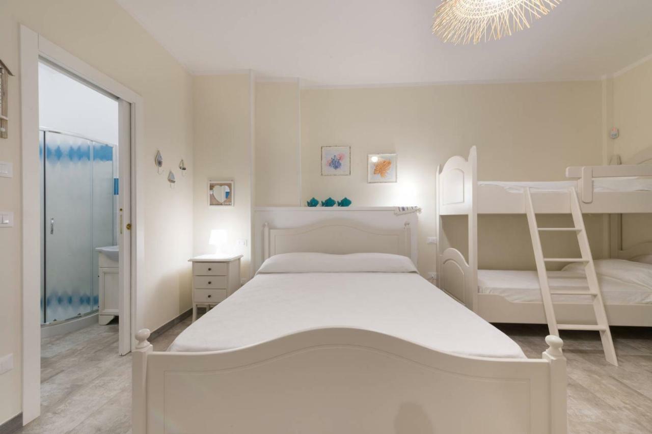 Casa Vacanze Poseidone Lido Conchiglia Екстериор снимка